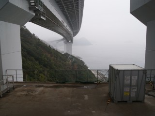 大鳴門橋下段:淡路島内方